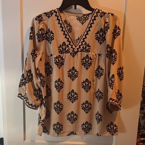 Elegant Black and Cream Women's Top